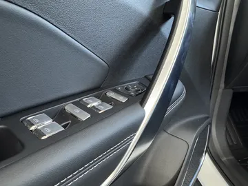 Купить Belgee X70, I Рестайлинг Белый 1.5 AT (150 л.с.) от 2205990 ₽. в Саратове