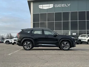 Купить Geely Atlas Черный 2.0T 4WD AT (200 л.с.) от 3334190 ₽. в Саратове