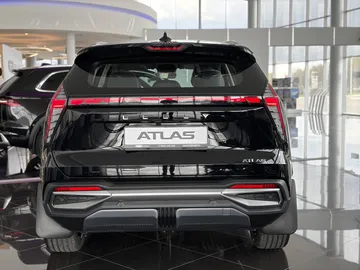 Купить Geely Atlas, II Черный 1.5 AMT (147 л.с.) от 2869990 ₽. в Саратове