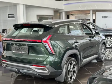 Купить Geely Atlas, II Зеленый 1.5 AMT (147 л.с.) от 2799990 ₽. в Саратове