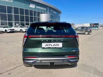 Купить Geely Atlas, II Зеленый 2.0 AMT (200 л.с.) от 3137190 ₽. в Саратове