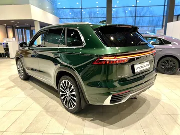 Купить Geely Monjaro, I Зеленый 2.0 AT (238 л.с.) 4WD от 4099990 ₽. в Саратове